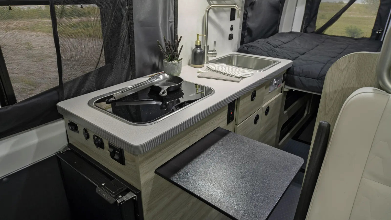 Solis - Winnebago solis for rent