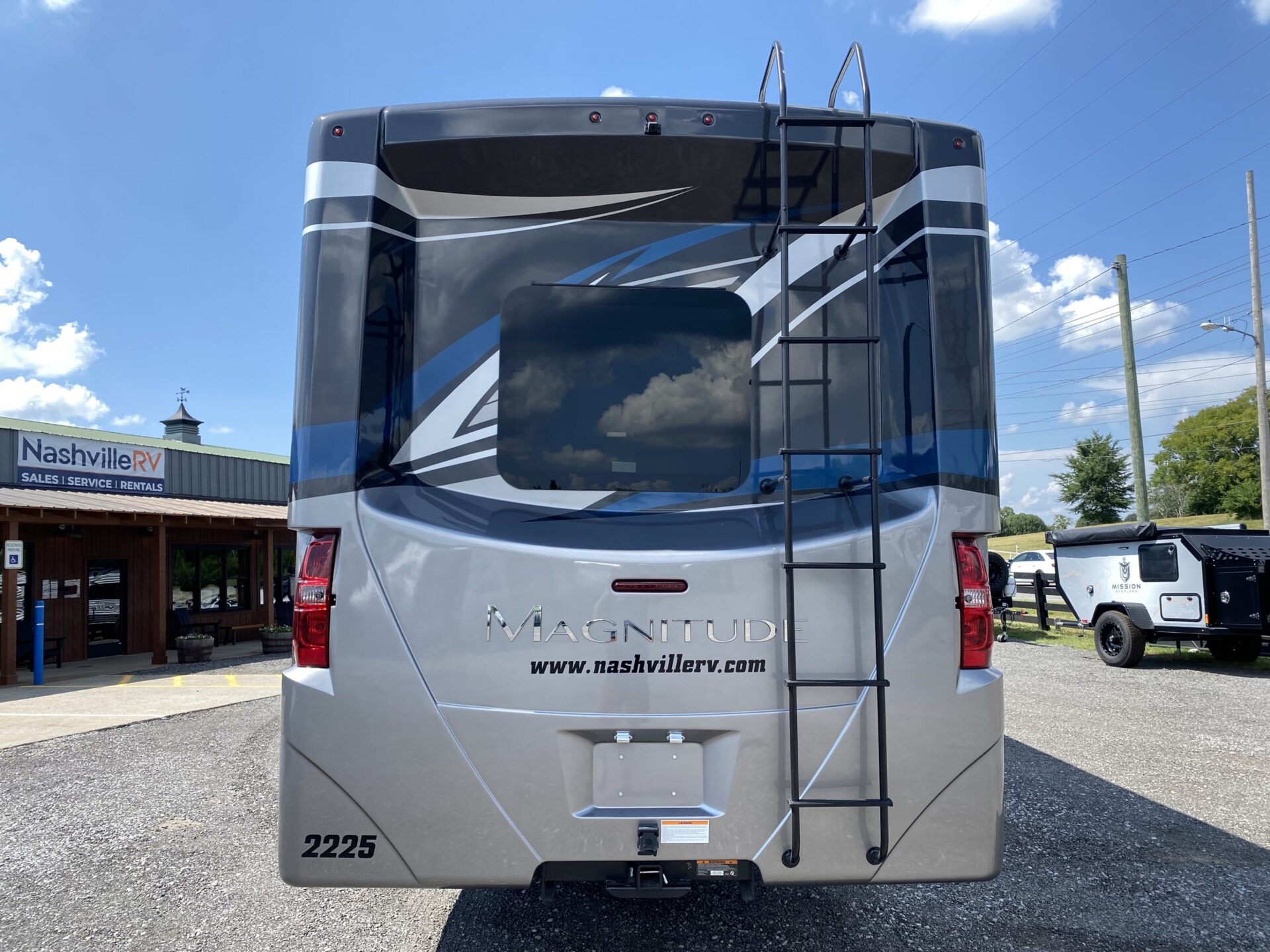 Super C Motorhome - Class-C motorhome rentals