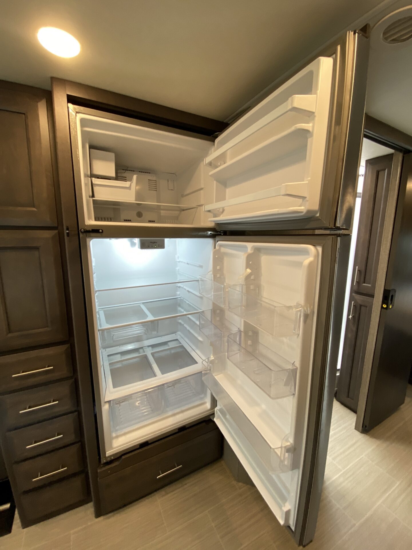 Super C Motorhome - Class-C motorhome rentals