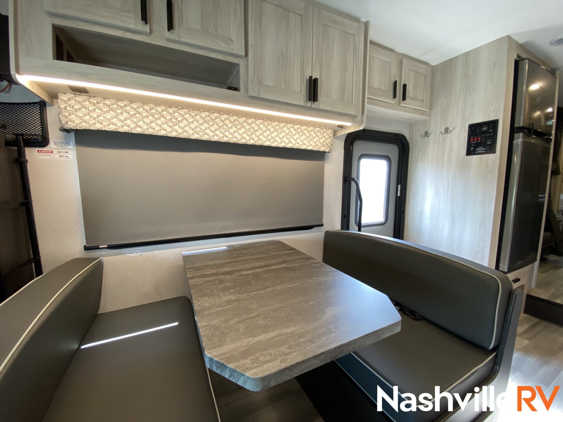 LARGE Class C Motorhomes Special - Class-C motorhome rentals