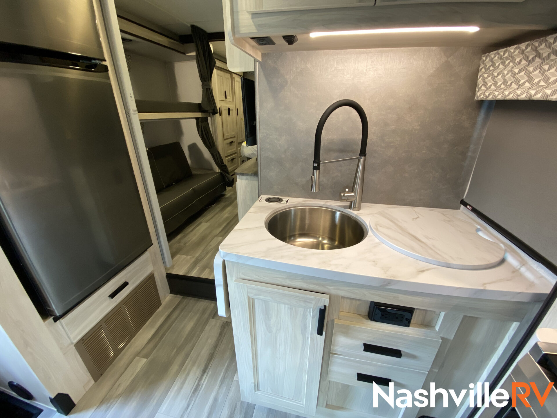 LARGE Class C Motorhomes Special - Class-C motorhome rentals