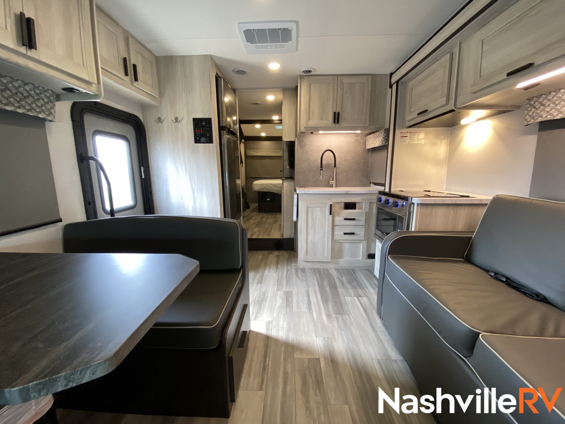 LARGE Class C Motorhomes Special - Class-C motorhome rentals