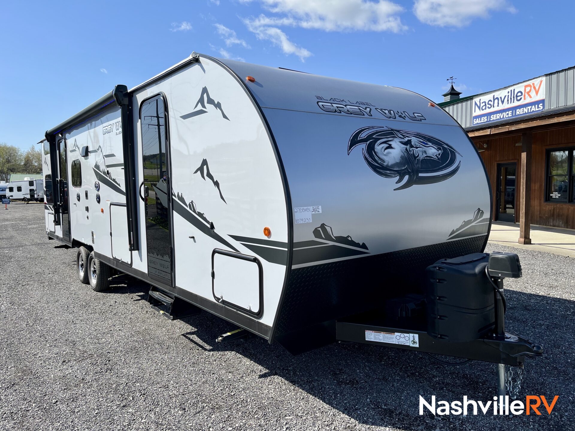 LARGE Travel Trailers – large trailer for rent LARGE Travel Trailers - large trailer for rent