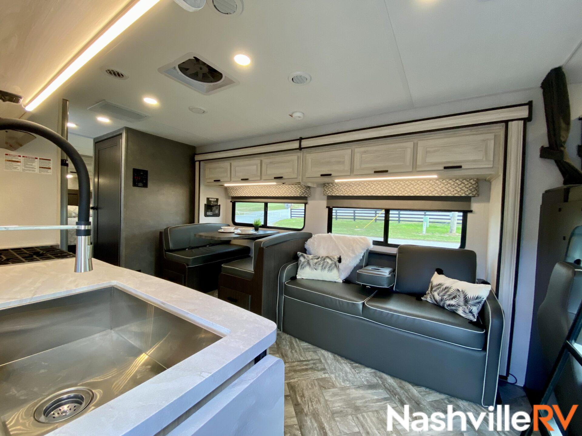 MEDIUM Class C Motorhomes Special - class-c motorhome rentals