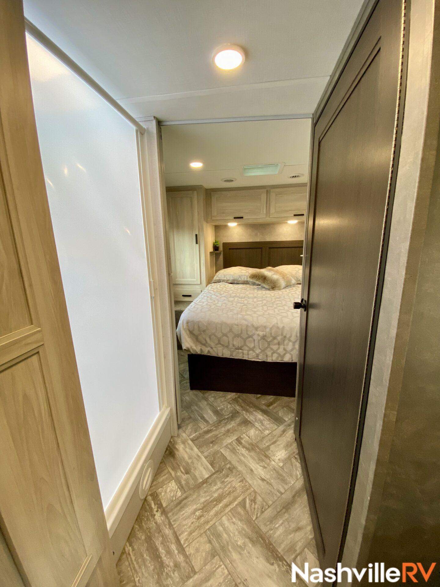 MEDIUM Class C Motorhomes Special - class-c motorhome rentals