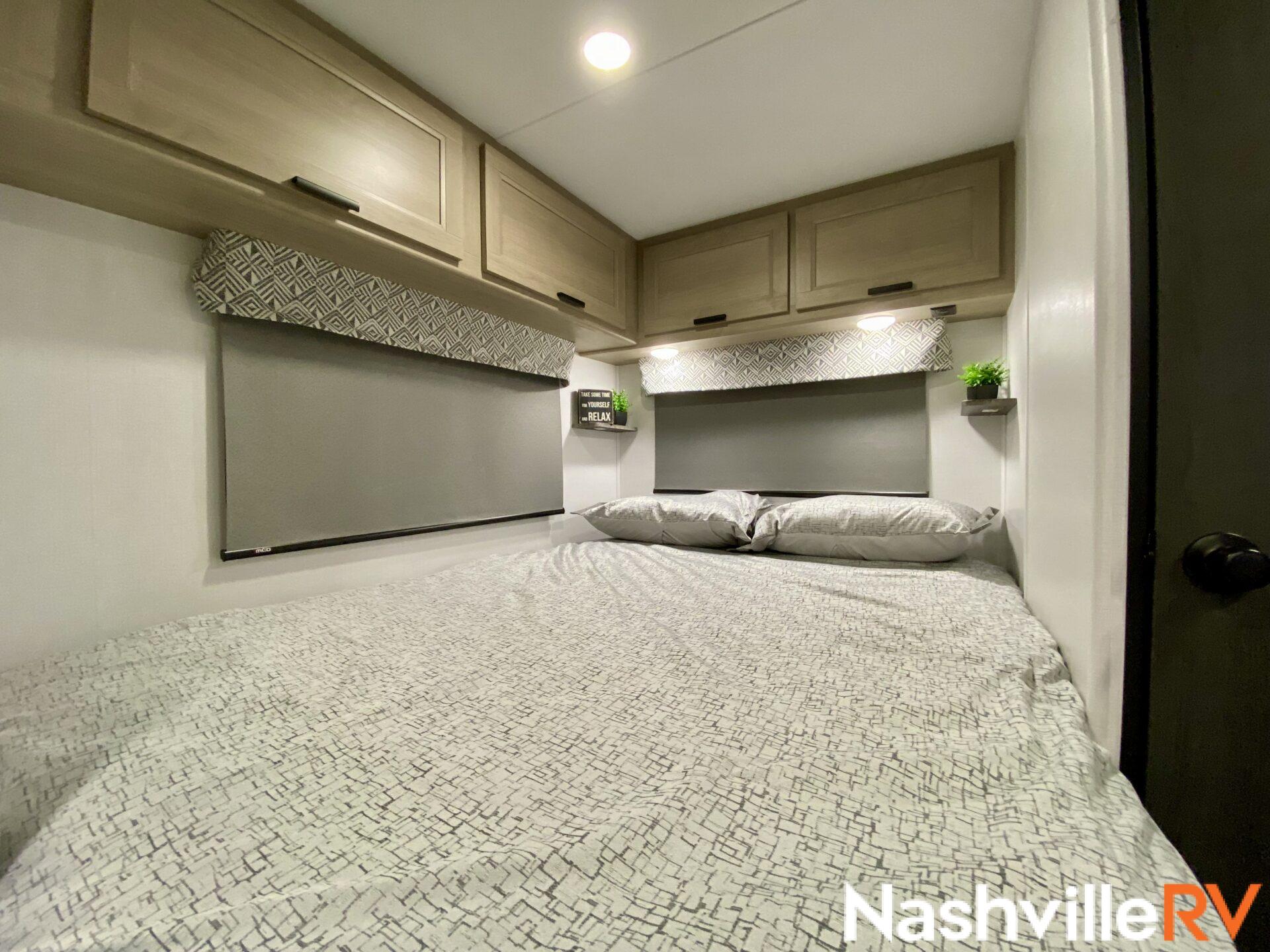 SMALL Class C Motorhomes - small class c motorhome rentals