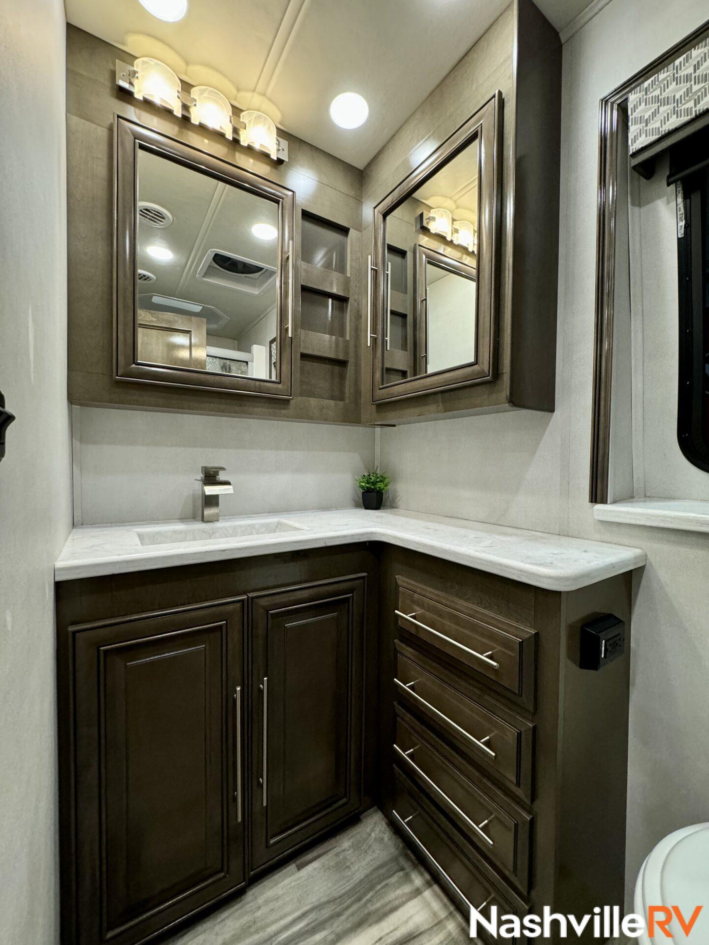 Class A Motorhomes - motorhome rentals Nashville TN